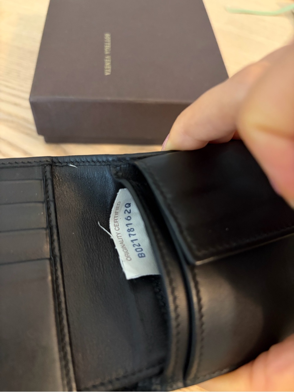 Bottega Veneta Black Intrecciato Leather Wallet with Box and COA - Picture 11 of 14